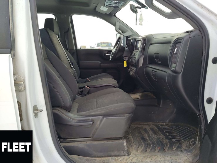 2020-chevrolet-silverado-2500hd-image-18