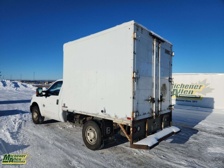 2015-ford-f350-image-3