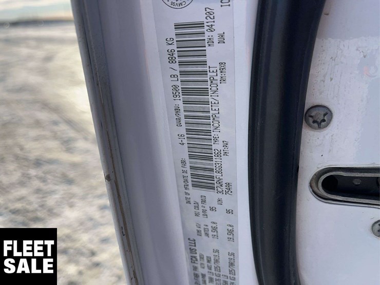 2016-ram-5500-s/a-bucket-truck-image-23