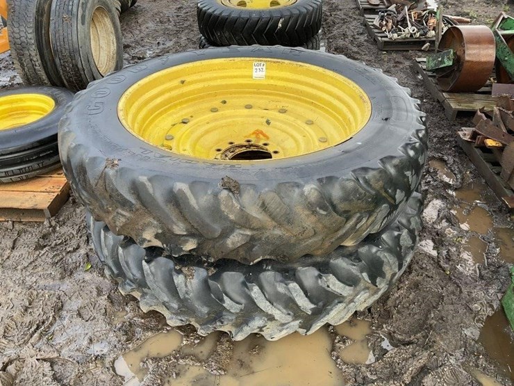 john-deere-14-image-2