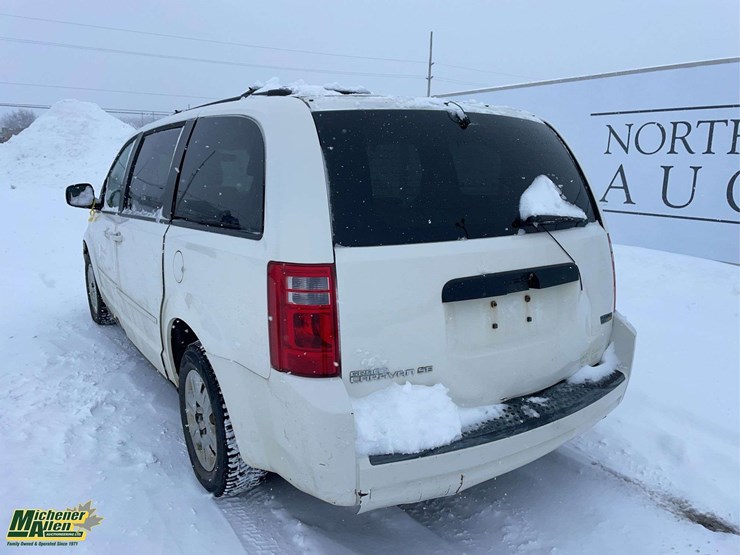 2008-dodge-grand-caravan-se-image-3