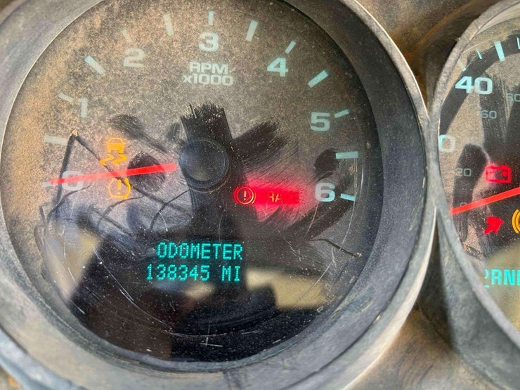 2013-chevrolet-silverado-1500-image-6