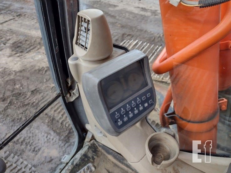 2006-hitachi-zx270-lc-3-image-8