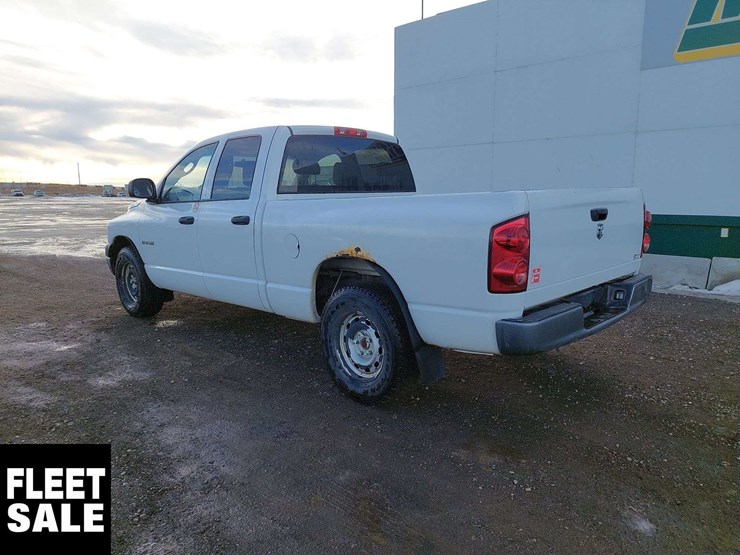 2008-dodge-ram-1500-image-3