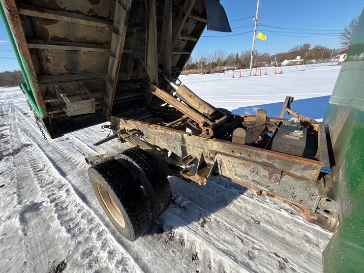 2017-ford-f550-image-9