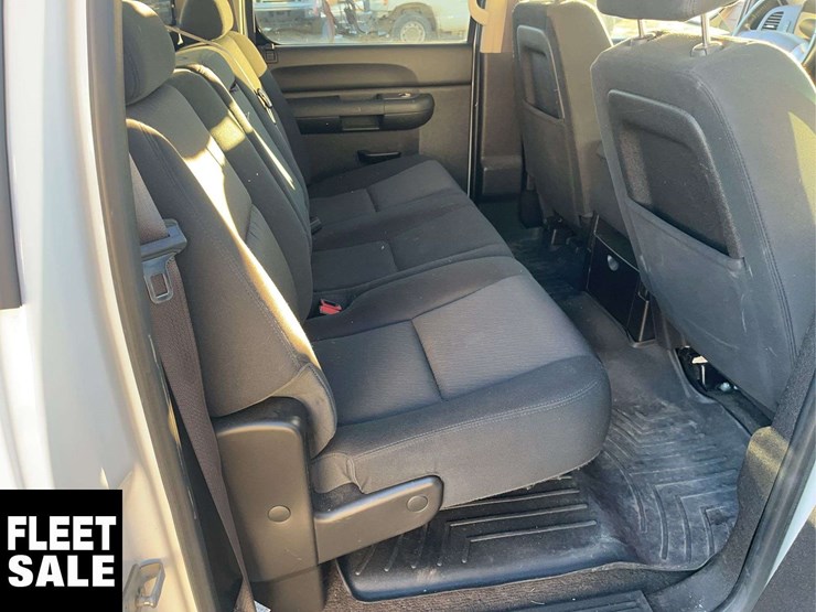 2013-gmc-sierra-1500-image-17