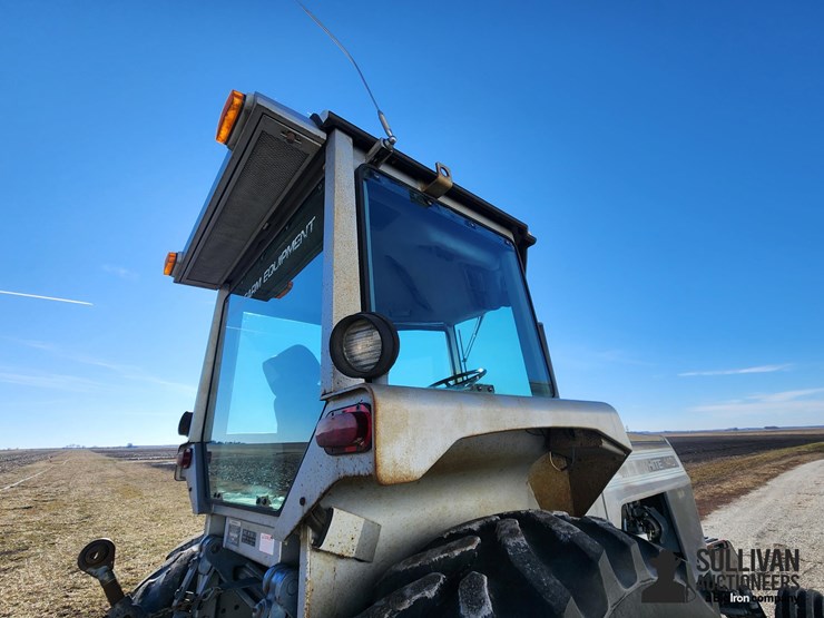 1989-white-140-image-13