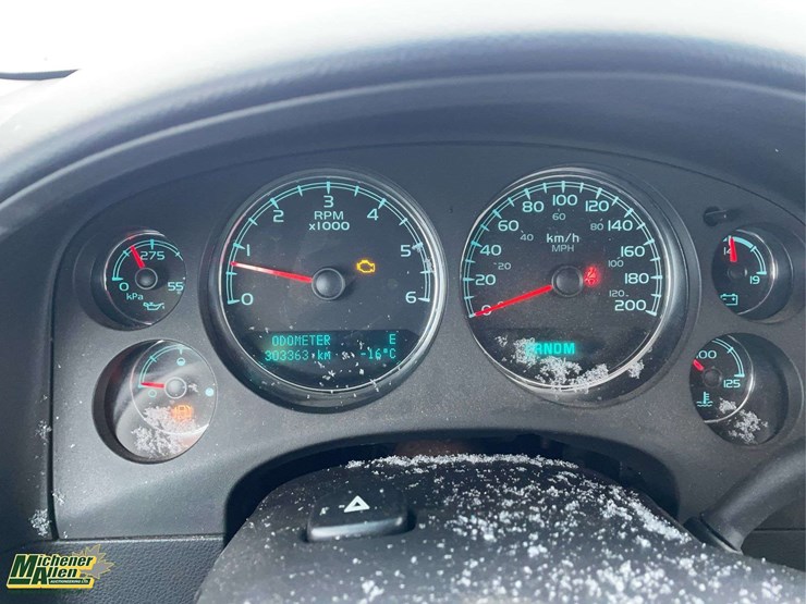 2012-chevrolet-silverado-1500-image-14