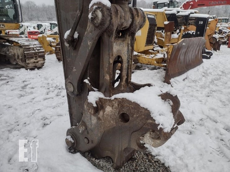 deere-350g-lc-image-17