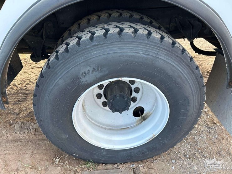 2007-international-derrick-digger-image-31