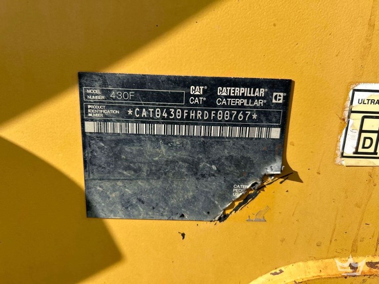 2015-caterpillar-backhoe-image-5