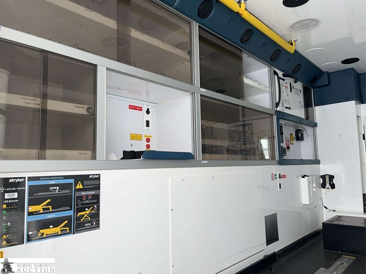 2016-chevrolet-express-g3500-image-33