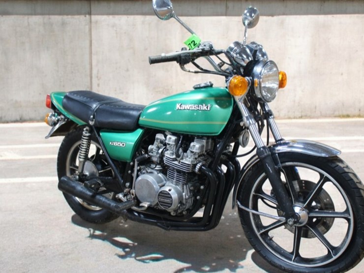 1980-kawasaki-kz650-motorcycle-image-2