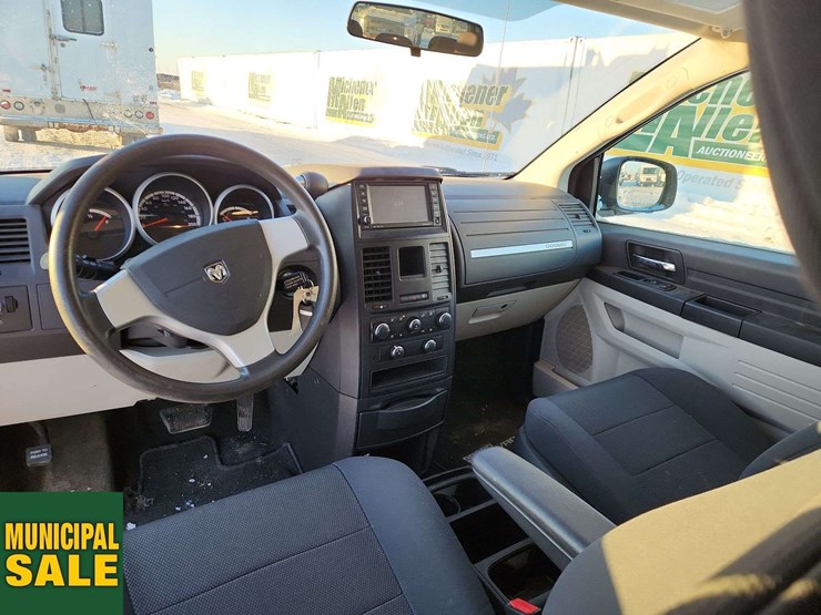 2009-dodge-grand-caravan-se-image-19