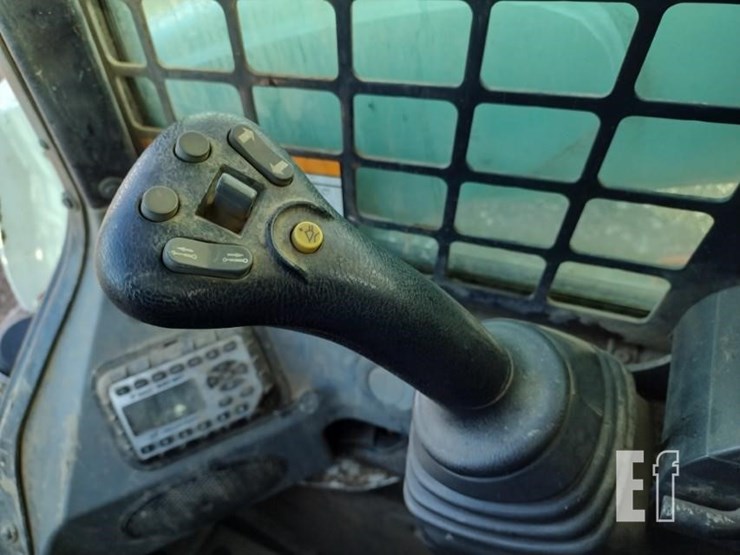 2019-bobcat-t770-image-10