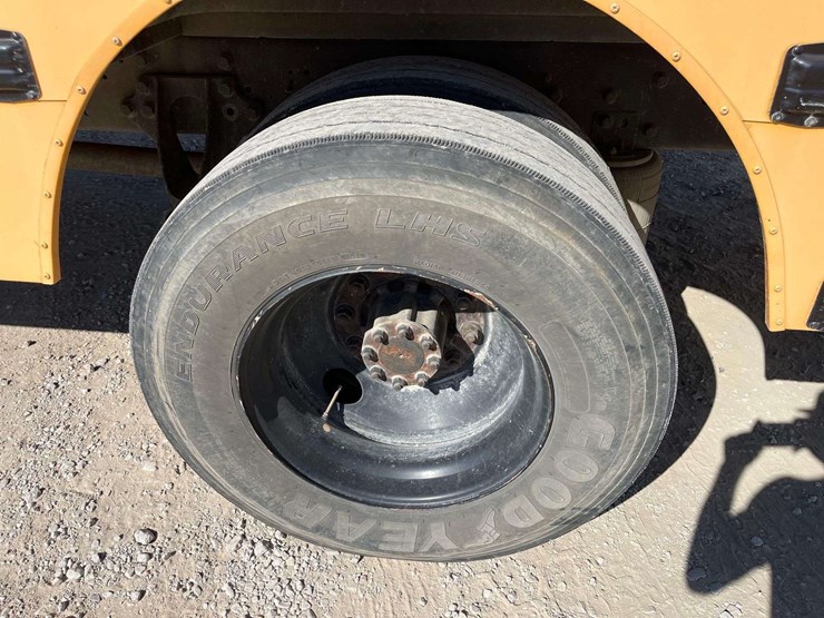 2008-ic-corporation-pb105-school-bus-image-26