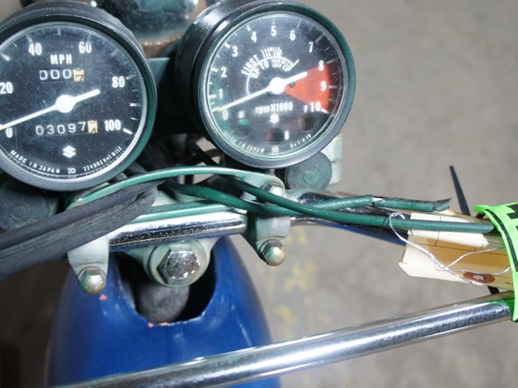 1972-suzuki-ts125-motorcycle-image-7