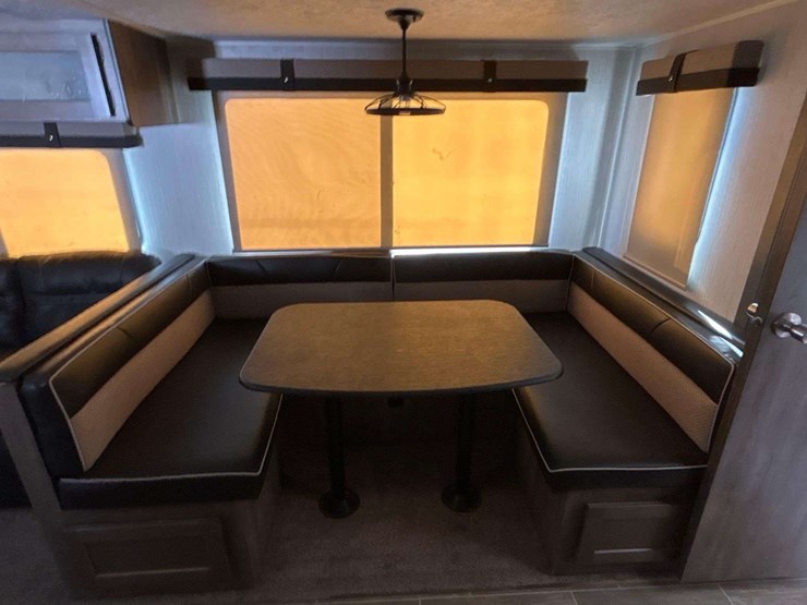 2021-forest-river-puma-put31qbbh-travel-trailer-image-15