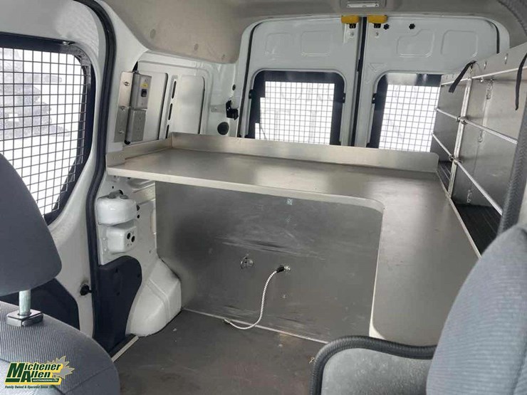 2011-ford-transit-connect-image-26