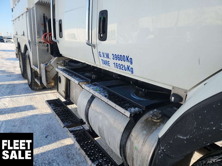 2012-international-workstar-7400-image-38