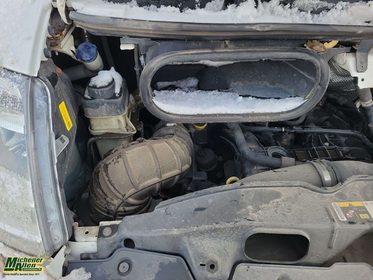 non-operable-2014-ram-promaster-s/a-cube-van-image-23