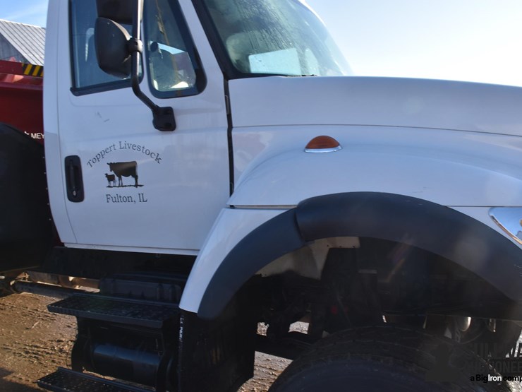 2007-international-7400-image-19