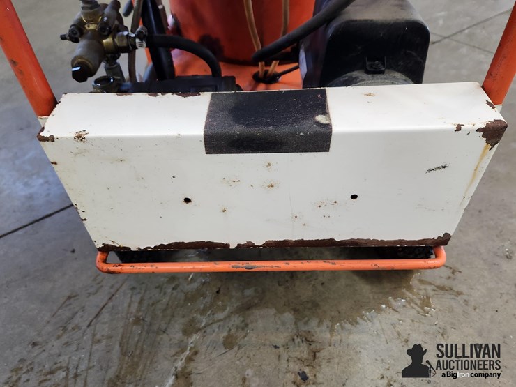 alkota-4182-hot-water-pressure-washer-image-20