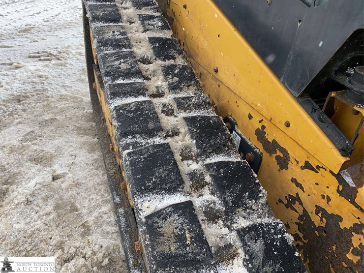 2016-caterpillar-259d-image-10