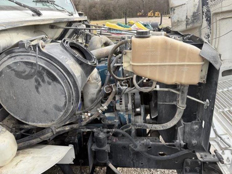 2000-international-4700-image-20