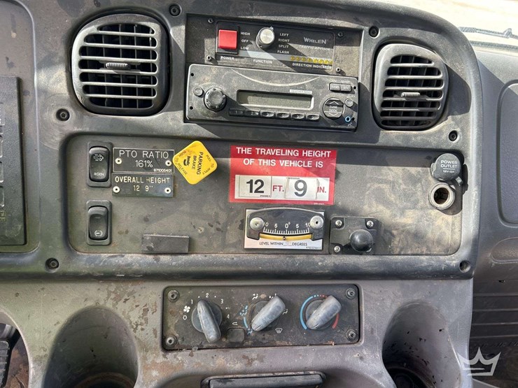 2013-freightliner-m2-ta45m-altec-bucket-truck-image-16