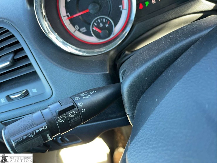 2012-ram-c/v-tradesman-image-22