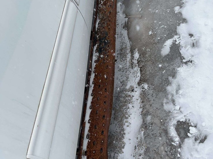 2011-chevrolet-k2500-image-23