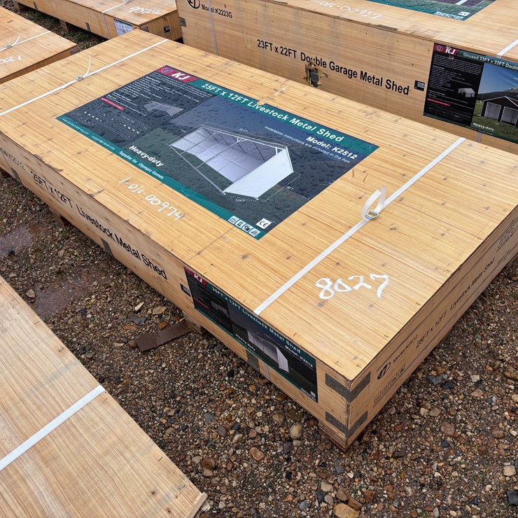 #8027 • LIVESTOCK METAL SHED