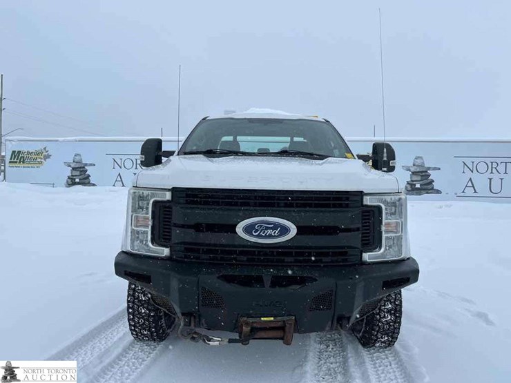 2019-ford-f250-image-2