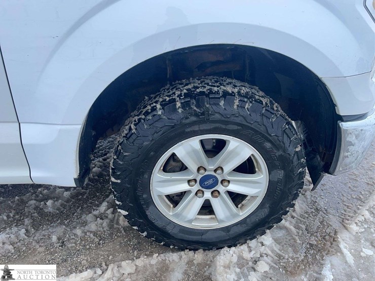 2017-ford-f150-image-23