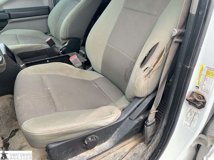 2017-ford-f250-image-39