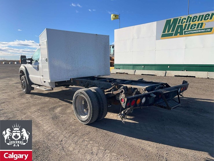 2012-ford-f550-image-3