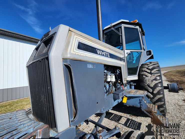 1989-white-140-image-16