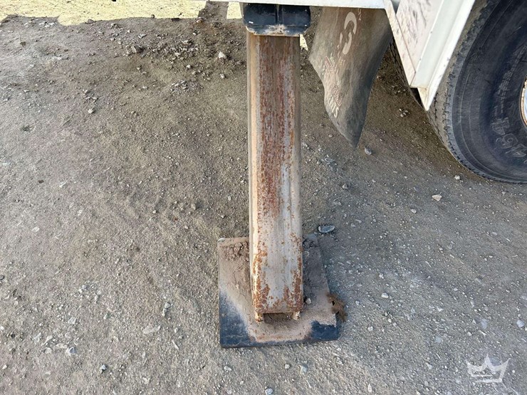 2007-ford-f750-image-24