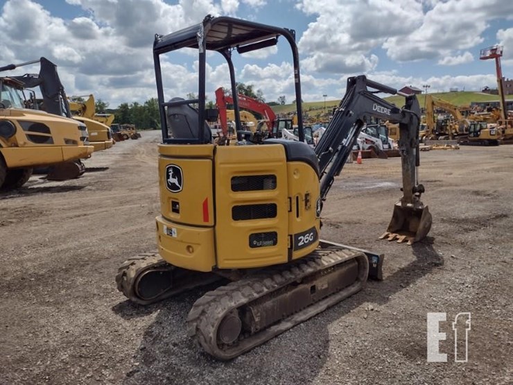 2022-deere-26g-image-48