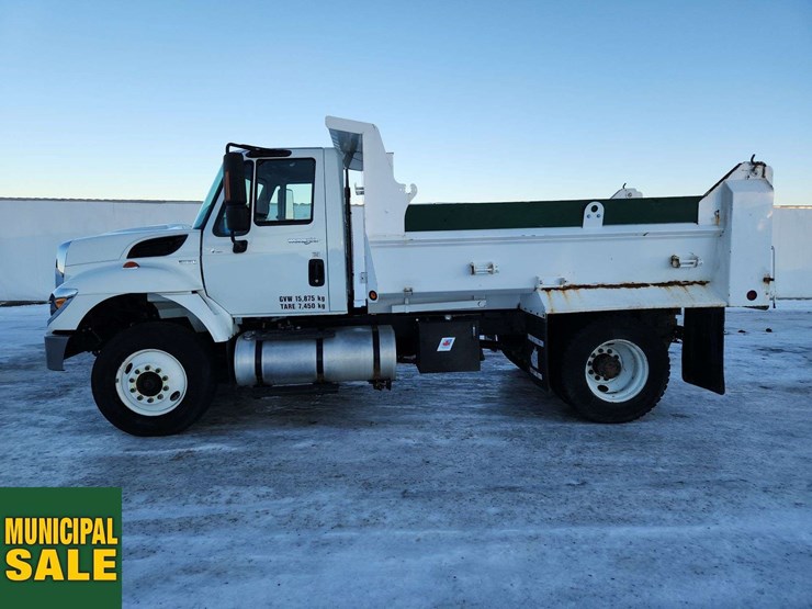 2011-international-workstar-7400-image-2