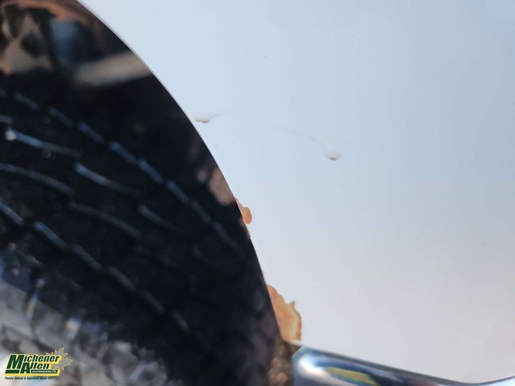 2015-chevrolet-silverado-2500hd-image-31