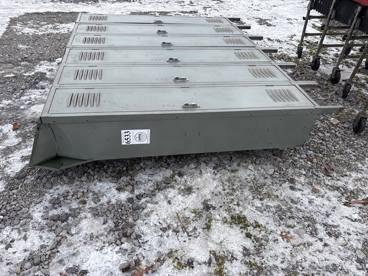 #6533-•-e1.-lockers-image-5