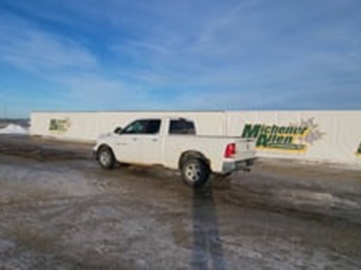 2011-dodge-1500-image-5