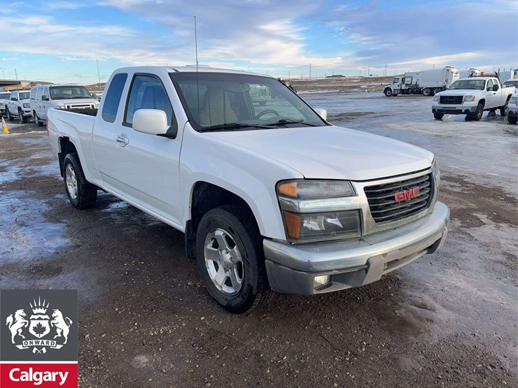 2011-gmc-canyon-sle-image-2