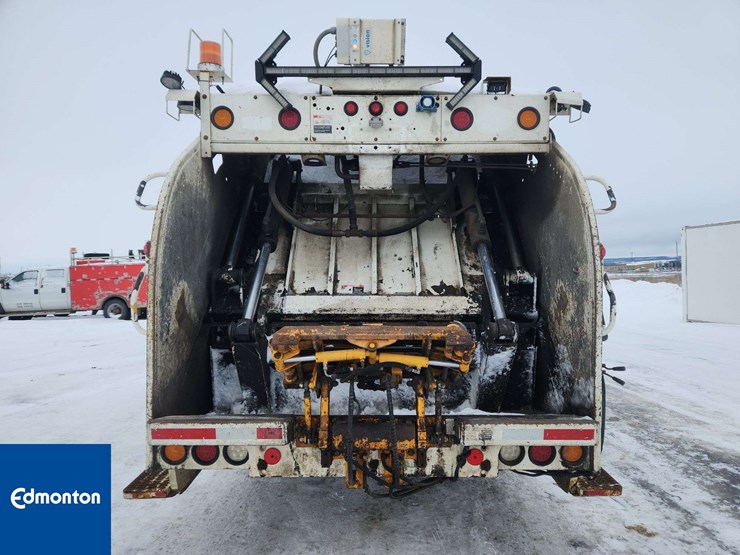 2010-autocar-xpeditor-image-7