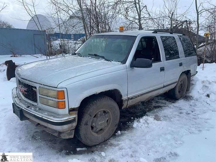 1999-gmc-yukon-image-1