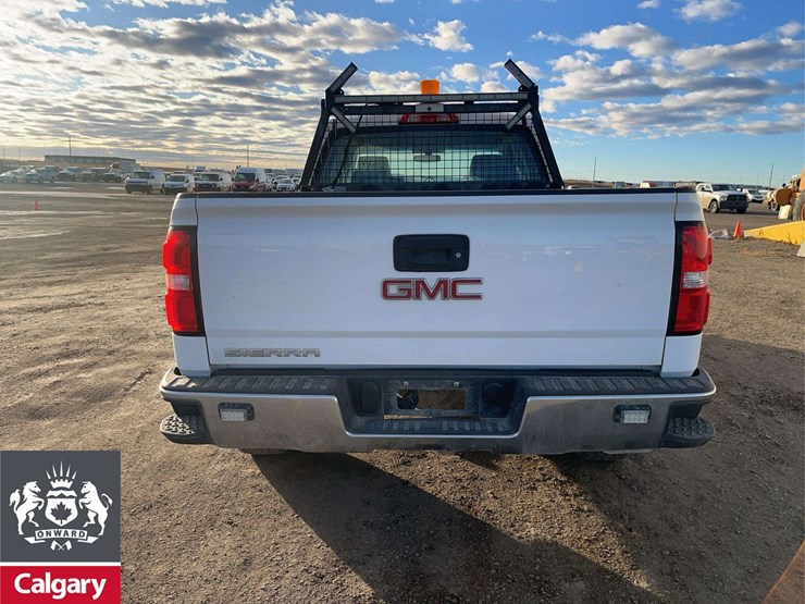 2017-gmc-sierra-1500-image-5