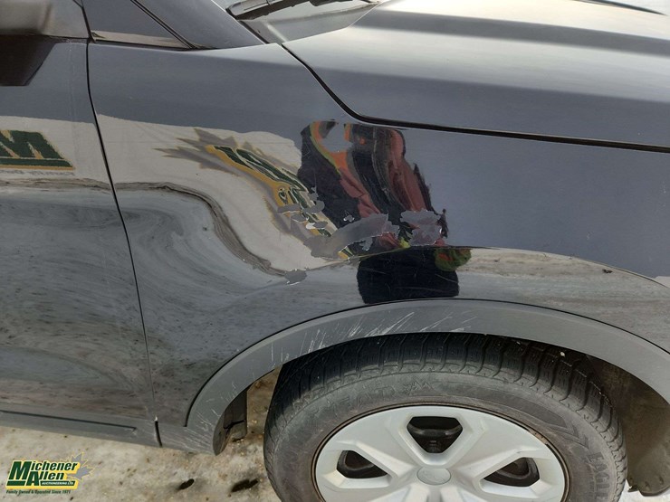 2019-ford-explorer-image-30