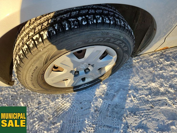 2009-dodge-grand-caravan-se-image-12